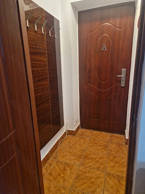Vând garsoniera zona Piata Alba Iulia, sector 3 - imagine 2