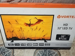 Vând televizor LED Vortex