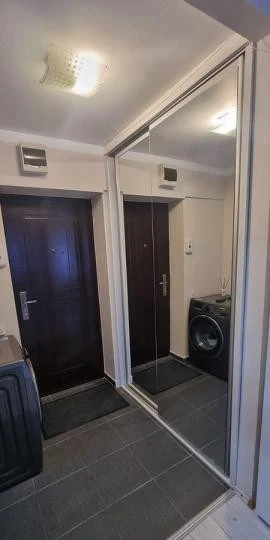 Garsoniera decomandata zona Baba novac  Constanța  - imagine 6