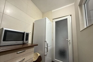 Garsoniera decomandata zona Baba novac  Constanța  - imagine 7