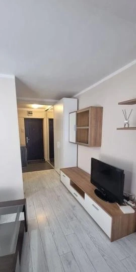 Garsoniera decomandata zona Baba novac  Constanța  - imagine 5