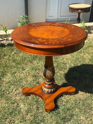 Masă rotundă italiană Fratelli Sanvito, intarsii florale, Made in Italy