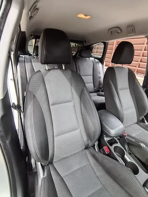 Hyundai i30 cw, 1.6 crdi, 2016, 81 kW, 110 cp - imagine 6