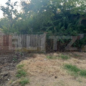 CASĂ DE RENOVAT PE TEREN DE 910 MP – ORBEASCA DE SUS - imagine 9