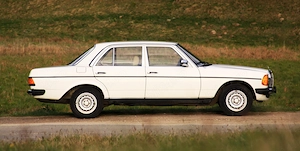 Mercedes Benz W123 (Cobra) 240D, 1984, inmatriculat, vechicul istoric, 303000km - imagine 3