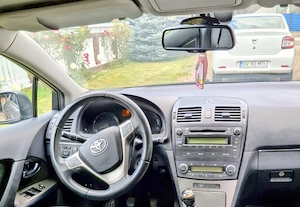 Vand Toyota Avensis  - imagine 4