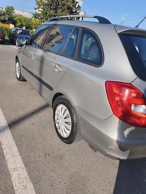 Skoda Fabia 1.2 benzina an 2009 km 265000 preț 1800  - imagine 3