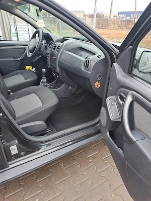 Vand Dacia Duster,An 2017,1,5 DCI(110S) - imagine 2