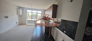 Apartament la CHEIE cu 3 camere pe Calea Cisnadiei - imagine 2