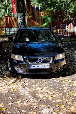 Volvo V50 D2 115 CP 2012 | Trapă | Piele | Navi | 264.000 km