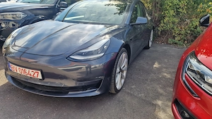 Tesla Model 3 Performance - imagine 2