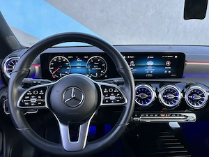 Mercedes-Benz CLA 200 - imagine 7