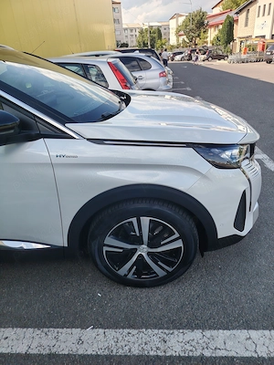 Peugeot 3008 1.6 plugin - imagine 2