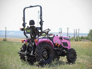 Tractor Captain 263 Pink 4X4 2026 CARTE RAR - imagine 3