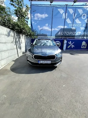 Vând  skoda Octavia (TSI DSG Selection   20.400 km   Garanție Producător