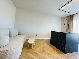 PF vând ap 3 camere Florești Eroilor, cu terasă de 36 mp - imagine 2