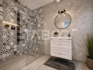 Casa spatioasa de inchiriat 5 camere 2 bai 2 locuri parcare Selimbar - imagine 12