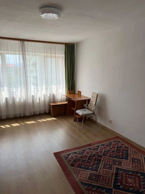 Vand apartament 3 camere  - imagine 5