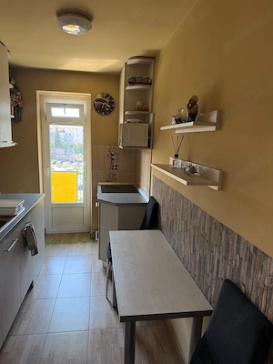 Vand apartament 3 camere  - imagine 10
