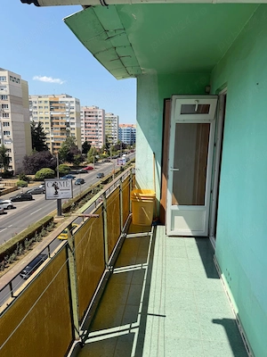 Vand apartament 3 camere  - imagine 2