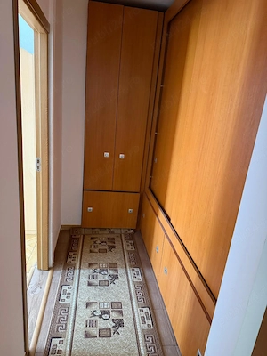 Vand apartament 3 camere  - imagine 4
