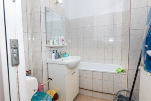 apartament semidecomandat 2 camere micro 9  - imagine 3