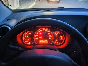 Vând Mercedes citan mașina rulează bine fara rugina
