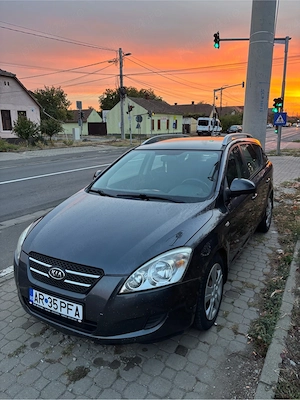 Kia Ceed combi 1.6 CRDI - imagine 3