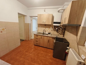 Chișoda casa 7 camere 1200 euro - imagine 11