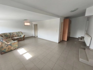 Chișoda casa 7 camere 1200 euro - imagine 15