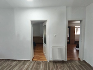 Chișoda casa 7 camere 1200 euro - imagine 19