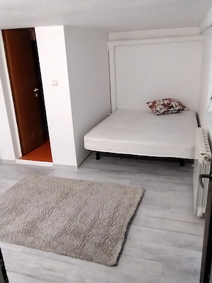 închiriez apartament cu 2 camere  - imagine 4