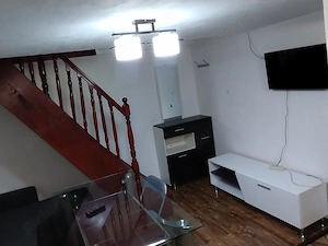 închiriez apartament cu 2 camere  - imagine 2