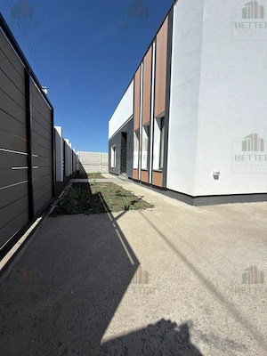 Casă individuală parter, 4 camere, teren 310 mp   Berceni, Ilfov - imagine 2