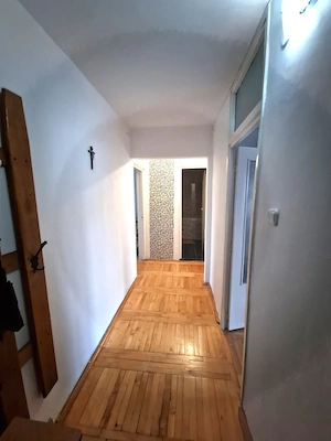 Apartament 2 camere, decomandat – 51 mp utili, zona Hotvon - imagine 3