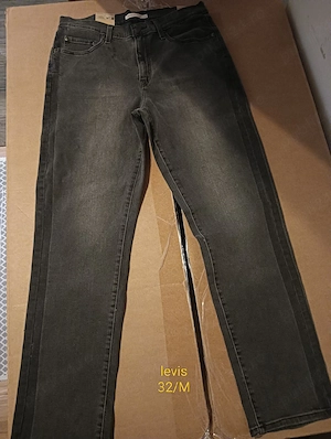 blugi levis