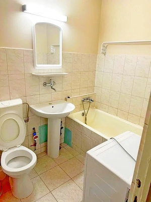La doar 200 euro garsonieră la etajul 2 de închiriat în zona Bucovina. - imagine 8
