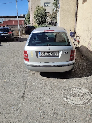 Vand Skoda Fabia 1,4 benzina  an 2000 - imagine 3