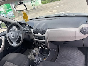 Dacia Sandero - imagine 5