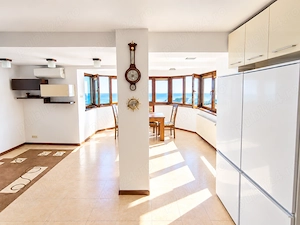 Penthouse cu vedere frontală și totală la mare   prima închiriere - imagine 4