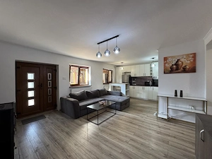 Casa parter, renovata, mobilata, gradina amenajata, str Petofi Sandor-Dumbravita - imagine 15