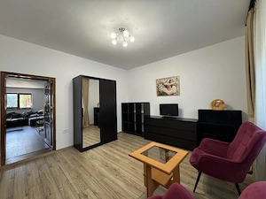 Casa parter, renovata, mobilata, gradina amenajata, str Petofi Sandor-Dumbravita - imagine 3