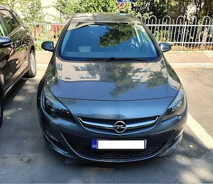 Vând Opel Astra J Sedan 1.4 Turbo (140 CP)   2019, Prim Proprietar, 83.274 km   Stare Impecabilă - imagine 2
