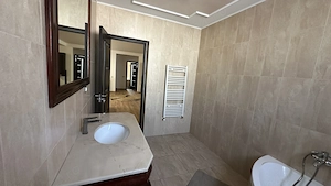 Apartament 4 camere | 2 băi | Curte | 2 locuri de parcare | Intrare separată | Chiajna - imagine 4