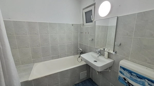 Apartament cu 3 camere 65 mp bloc 1984 - Rahova - pret 115.000 euro - imagine 8