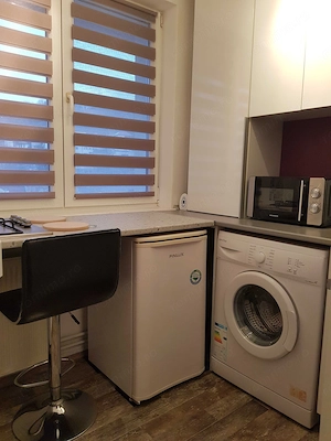 Garsoniera de inchiriat - Centrul Istoric - str. Lunga - imagine 4