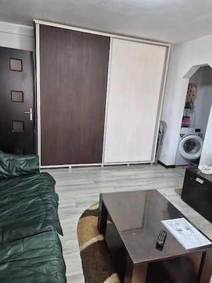 De vanzare apartanent cu 3 camere - imagine 6