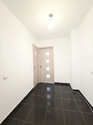 Apartament 3 camere Micro 19 CT bloc aproape de bulevard - imagine 8