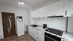 Apartament  2 camere renovat recent   Inel II, Constanța - imagine 5