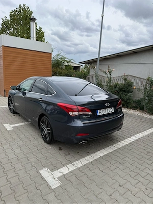 Hyundai i40 1.7 crdi 141cp - imagine 5